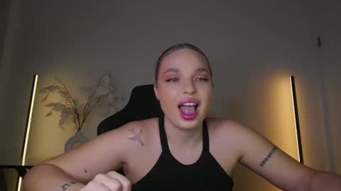 Violla online show from 26, 11, 2025