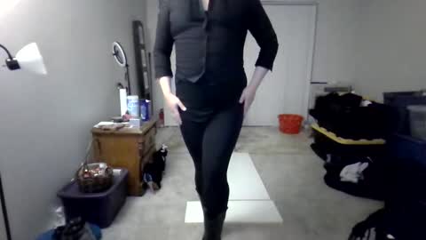 Snapshot of virgorian_enigma chatting on 9, 3, 2025 priscilla online show from 9, 3, 2025