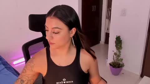 Lu online show from 16, 1, 2025