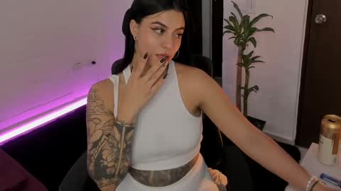 Lu online show from 2, 3, 2025