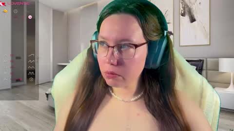 Victoria Romans online show from 19, 10, 2025