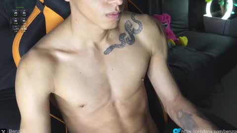 Snapshot of vito_benz chatting on 22, 2, 2025 VITO BENZ online show from 22, 2, 2025