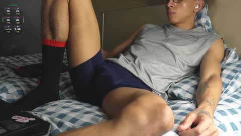 Snapshot of vito_benz chatting on 27, 2, 2025 VITO BENZ online show from 27, 2, 2025