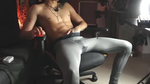 Snapshot of vito_benz chatting on 13, 4, 2026 VITO BENZ online show from 13, 4, 2026