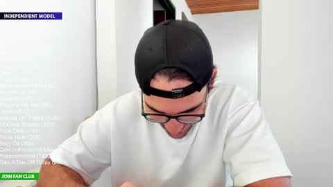 Snapshot of vito_ferrero chatting on 3, 6, 2026 Vito Ferrer online show from 3, 6, 2026