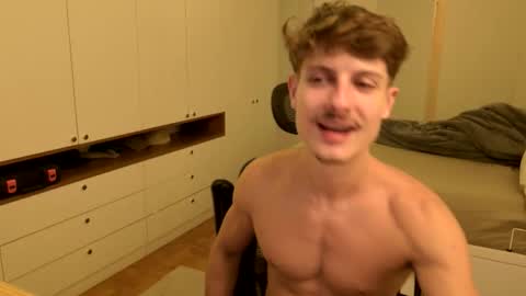 vitoraugustoxxx online show from 7, 4, 2026