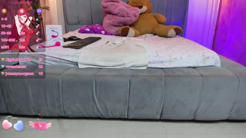 VittaaaPlease help me with your thumbs up its important  online show from 30, 1, 2025