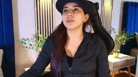 Snapshot of vittoria_conti_ chatting on 13, 7, 2026 vittoria online show from 13, 7, 2026