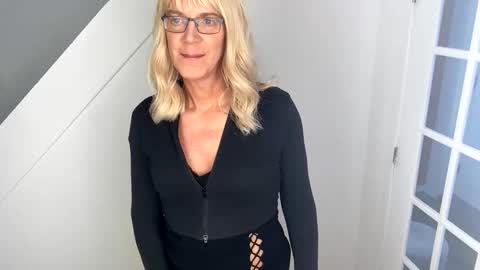 Vivlove online show from 24, 12, 2024