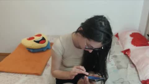 Snapshot of vivianngray chatting on 22, 10, 2025 Vivian Gray online show from 22, 10, 2025