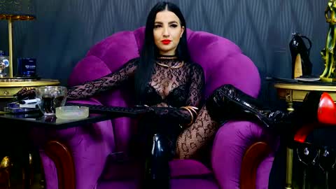 Vivian Reeve online show from 19, 2, 2025