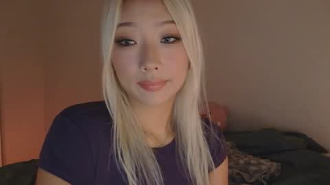 Snapshot of vivianwinters chatting on 3, 11, 2025 vivianwinters online show from 3, 11, 2025