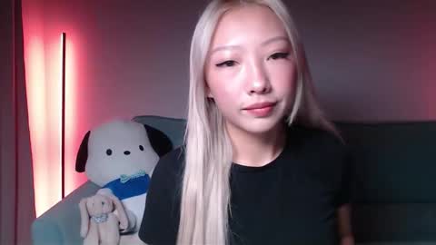 Snapshot of vivianwinters chatting on 19, 12, 2025 vivianwinters online show from 19, 12, 2025