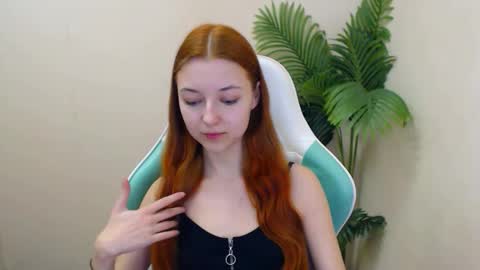 Vivien online show from 18, 2, 2025