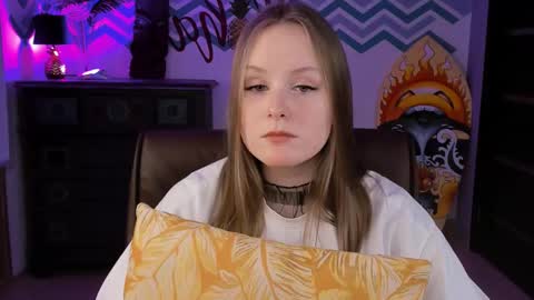 Vivien online show from 2, 3, 2025