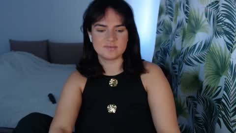 Snapshot of viviroses chatting on 1, 5, 2026 ViviRoses online show from 1, 5, 2026