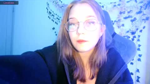 Snapshot of vivivivikkie chatting on 1, 10, 2025 vivivivikkie online show from 1, 10, 2025