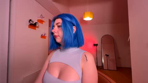 Polly  Online mostly at 9pm-2am UK Time online show from 21, 1, 2025