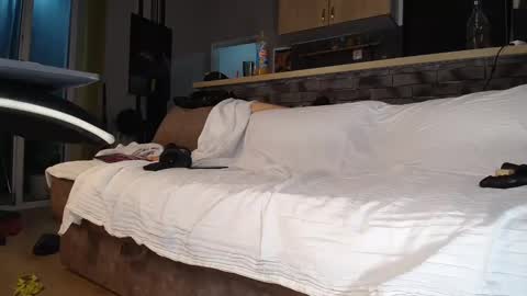 Snapshot of vladika021 chatting on 12, 9, 2025 vladika021 online show from 12, 9, 2025