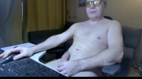 Snapshot of vladnaked chatting on 26, 2, 2026 Like Mike online show from 26, 2, 2026