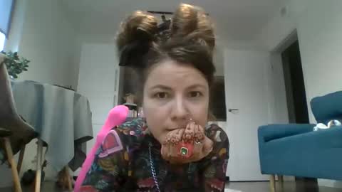 volnushka online show from 11, 11, 2025