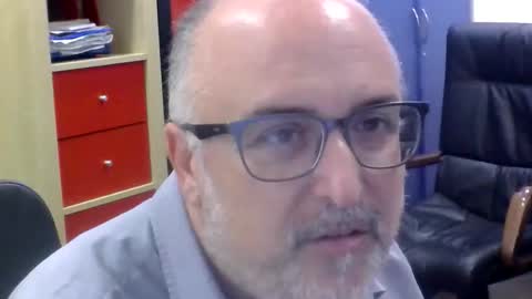 Snapshot of volpi72 chatting on 29, 10, 2025 volpi72 online show from 29, 10, 2025