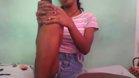 Snapshot of vounialdy chatting on 12, 2, 2025 vounialdy online show from 12, 2, 2025