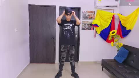 voyeurism_guys online show from 12, 7, 2026