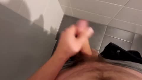 Snapshot of voyeuristicmcfly2 chatting on 15, 9, 2025 mcfly online show from 15, 9, 2025