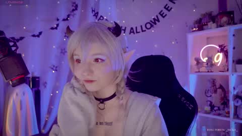 vronnier online show from 6, 11, 2025