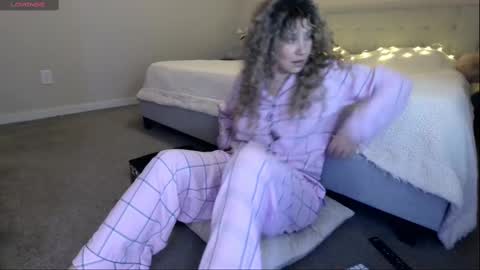 Snapshot of vsunshiny chatting on 8, 2, 2025 Sunshiny online show from 8, 2, 2025