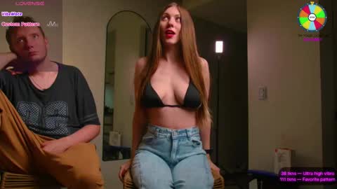 Snapshot of vundersex chatting on 25, 10, 2025 Eva and Franklin online show from 25, 10, 2025