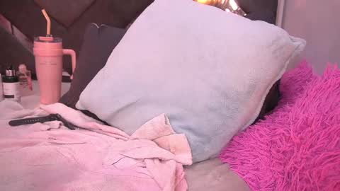 Violeta online show from 1, 3, 2025