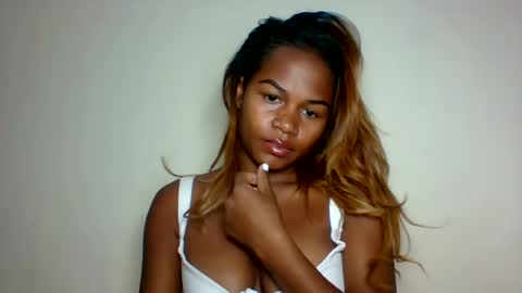 vynarahot online show from 14, 6, 2026