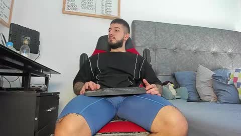 vyxen_ online show from 19, 3, 2026