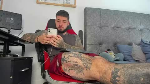 vyxen_ online show from 31, 3, 2026