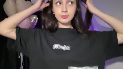 Alice  Before pvt write to me in PM  online show from 20, 1, 2025