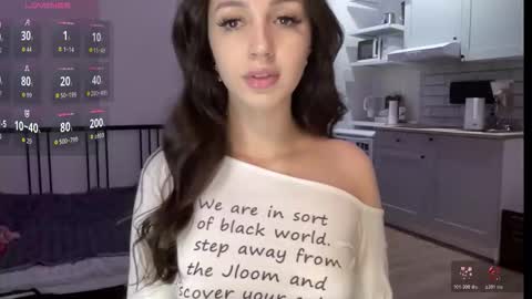 Alice  Before pvt write to me in PM  online show from 5, 11, 2025