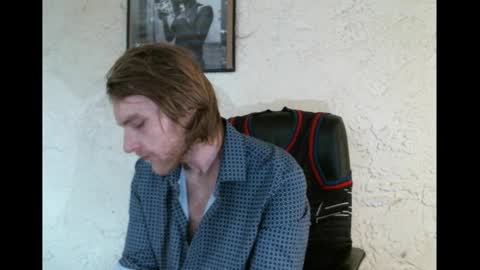 Wacky online show from 8, 10, 2025