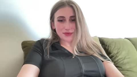 walkiria19 online show from 23, 5, 2026