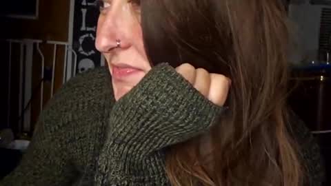 Walnut4u online show from 5, 11, 2025