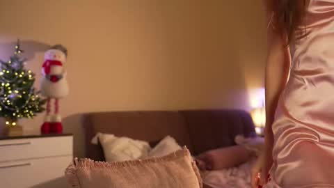 Wendy. Hello Honeys Ill see you 2nd 5th 7th this week love you3 online show from 8, 1, 2026