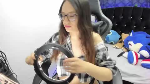 Alexandra online show from 8, 2, 2025