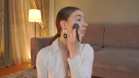 hello guys im Lilian online show from 6, 2, 2026