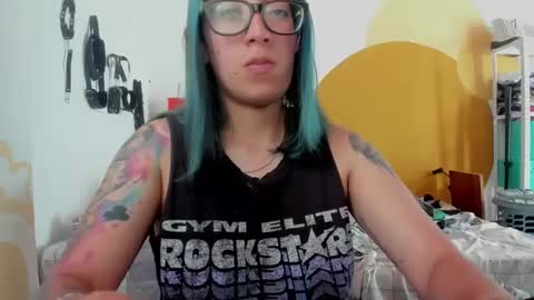 Snapshot of waningrosee chatting on 3, 1, 2025 Waningrose Lu online show from 3, 1, 2025