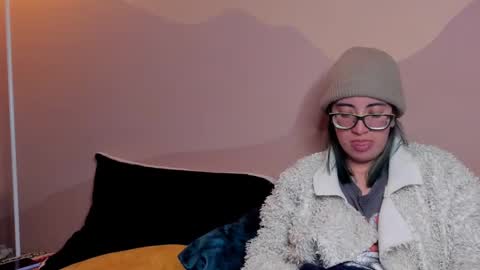 Snapshot of waningrosee chatting on 8, 3, 2025 Waningrose Lu online show from 8, 3, 2025