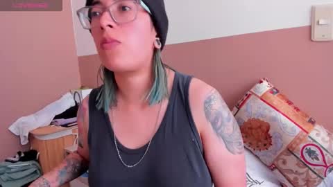 Snapshot of waningrosee chatting on 20, 10, 2025 Waningrose Lu online show from 20, 10, 2025