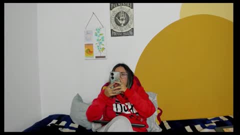 Waningrose  Lu online show from 14, 11, 2025