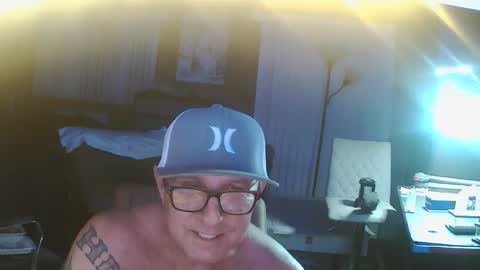 inittogetitin online show from 10, 11, 2025