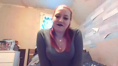 warwhore24 online show from 27, 12, 2024